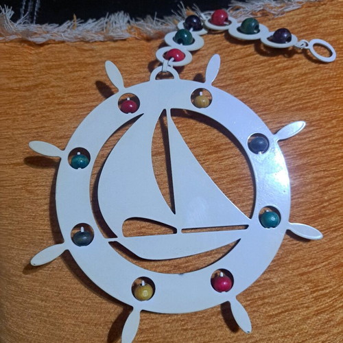 Decorative hanging home element like new, metal with beads
