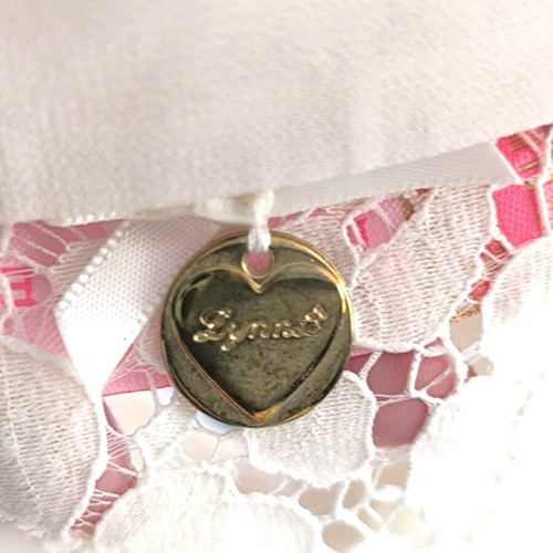 Lynne Long Shirt like new with pearl buttons Size M