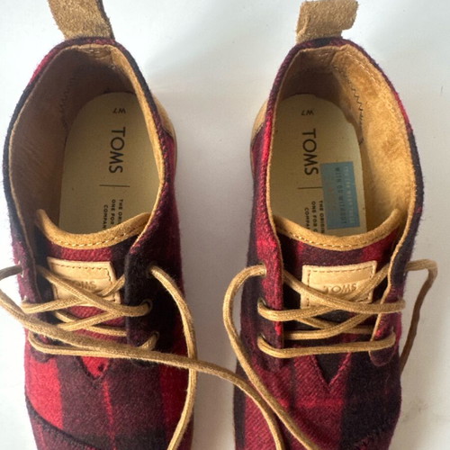 Toms shoes with laces leather like new plaid size 37