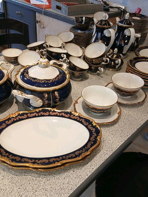 Royal Germany blue porcelain dinner, tea and dessert set new 113 pieces