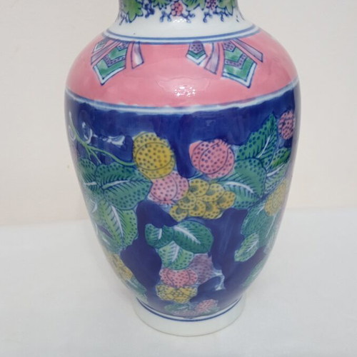 Decorative vase