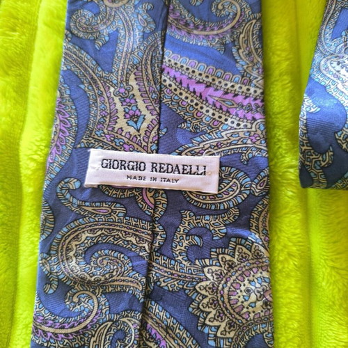 Men's silk Italian tie like new, colorful