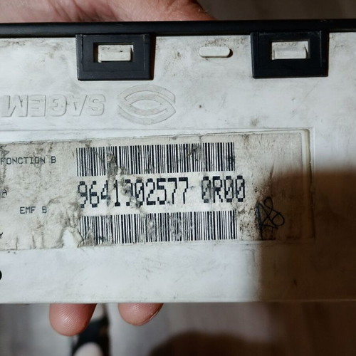Peugeot 406 clock display, 9641902577