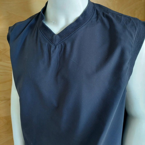 Boss Hugo Boss Golf vest black XL like new windbreaker with mesh