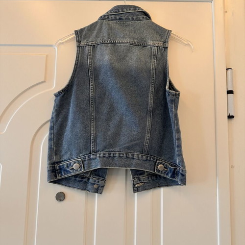 Denim vest size 32 (XXS) with necklace