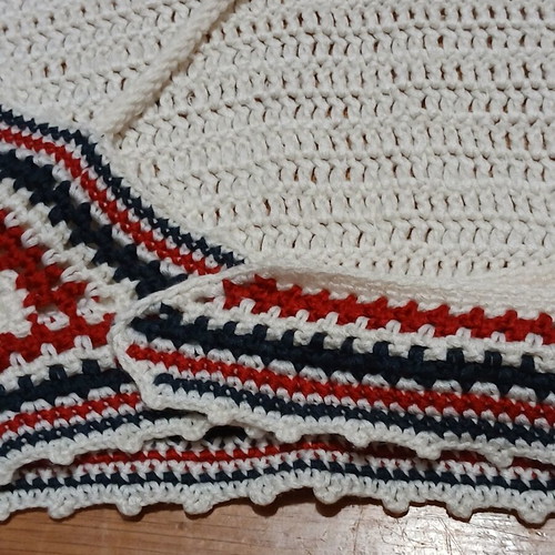 Pull & Bear white knitted top tied at back size Small like new