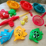 Magnetic fishing game like new with rod