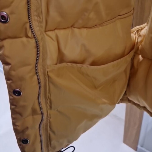 Zara sleeveless jacket like new, wide fit, mustard color
