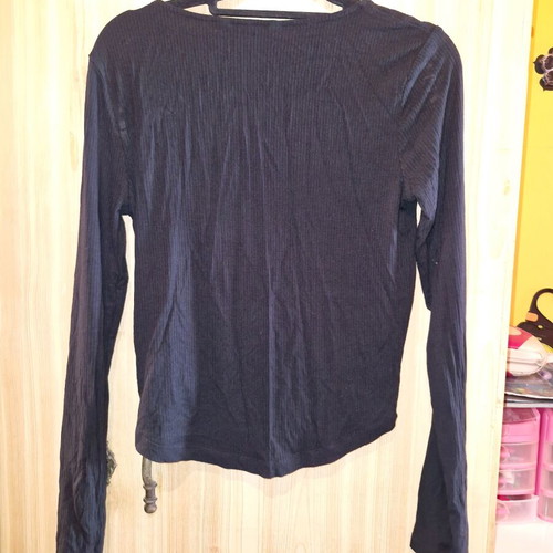 Calvin Klein black long-sleeve blouse new size M