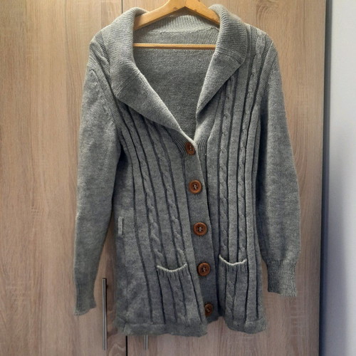 Wool cardigan men's used medium with pattern