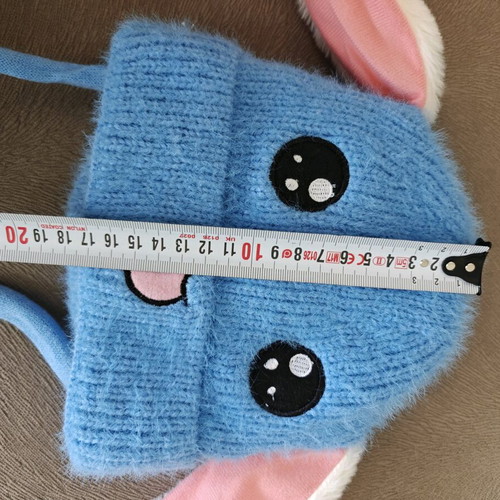 Children's hat with moving ears like new, multicolor