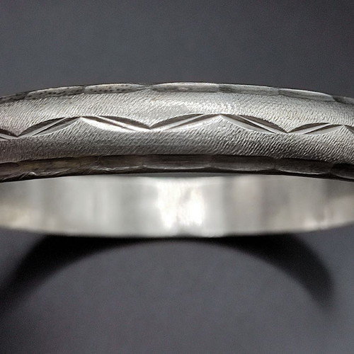 Silver Handmade Carved Bracelet 925, diameter 6.5cm