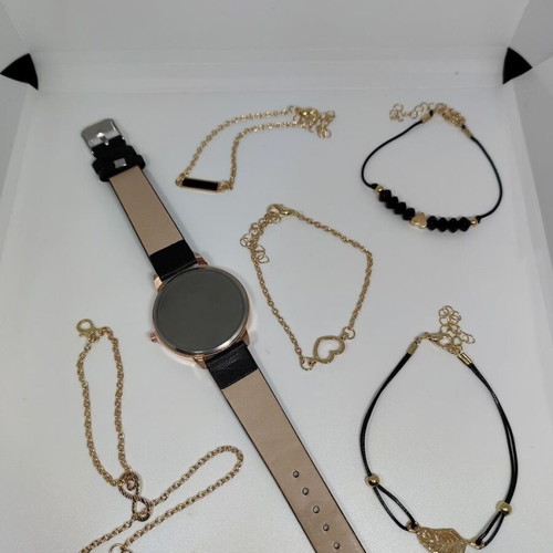 Women's watch set with butterflies and 5 matching bracelets new, black
