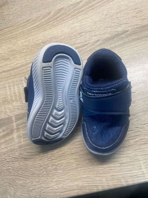 New Balance kids sports shoes size 20 like new