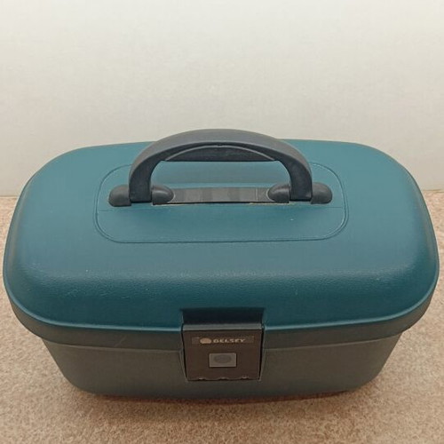Delsey Vintage Hard Travel Beauty Case like new, petrol color