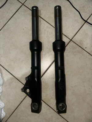 Beverly 300/400 HPE front forks used