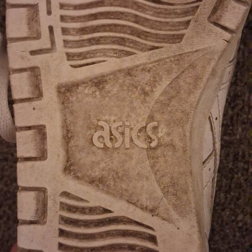 Asics men's white casual shoes used size 41