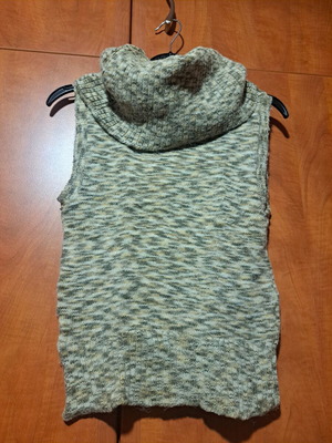 Sleeveless turtleneck sweater knitted like new, beige-brown small