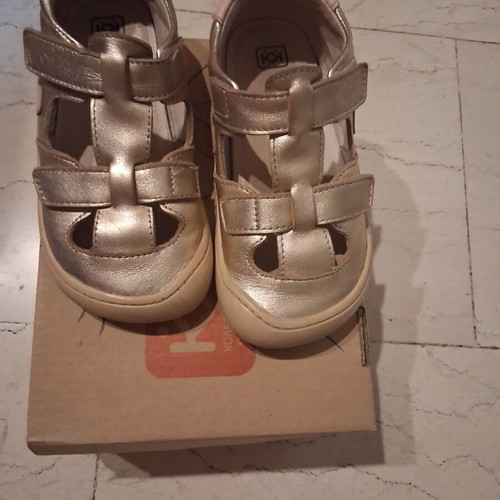 Girls' sandals size 27 like new, leather, pink and gold