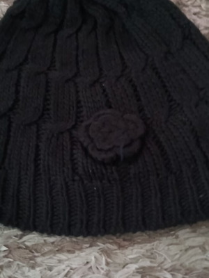 Knitted hat like new black size M