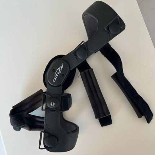 DonJoy Knee Brace like new for post-surgery support