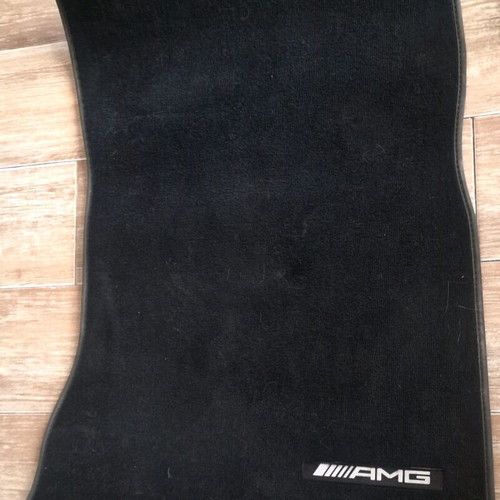 Mercedes V177 genuine velvet floor mats like new with AMG logo