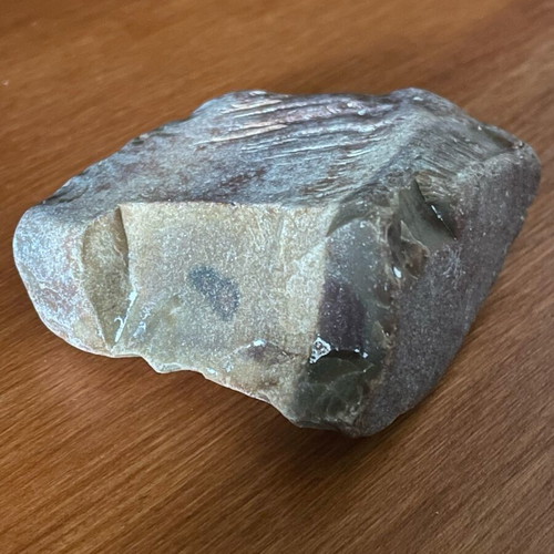 Quartz new with dark natural inclusions