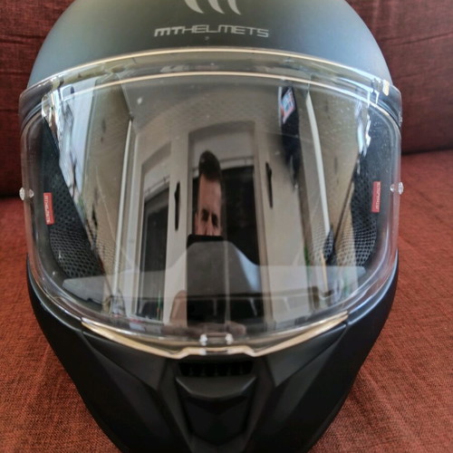 Motorcycle helmet like new full face closed type black size XXL