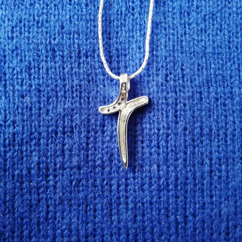 Silver cross 925 with white zircons like new