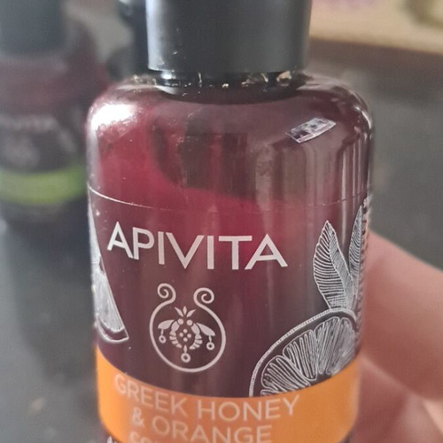 Apivita body care set like new