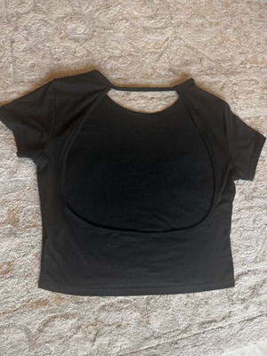 Crop top Shein black backless like new, size L