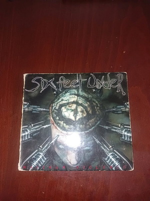Six Feet Under Maximum Violence Digipack CD used with wear
