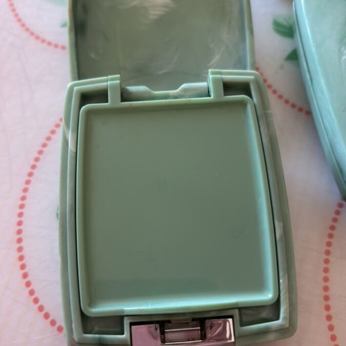 Clinique powder refill case like new with mirror