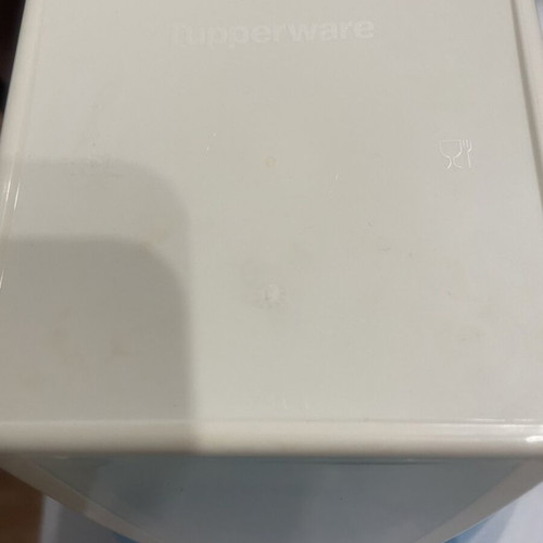 Tupperware set of two containers, blue 4.3L and white Magic Bowl