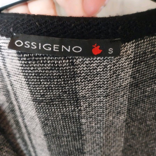 Ossigeno sleeveless cardigan like new, black and white