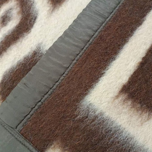 Wool blanket double like new, dimensions 180x200
