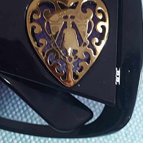 Gucci authentic women's sunglasses, rare series