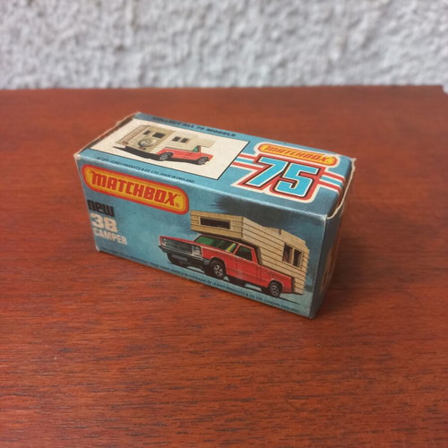 Matchbox Lesney No. 38 Camper like new red and white