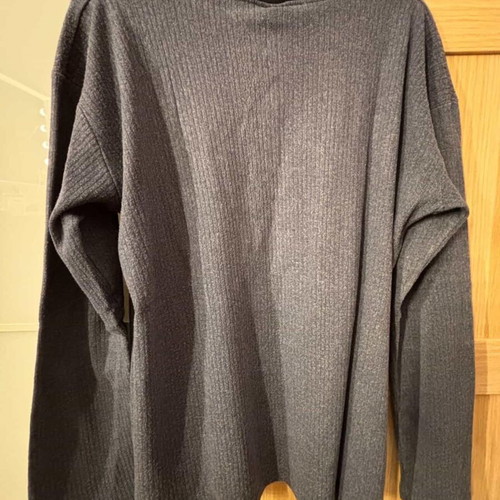 Pyjamas excellent condition, grey color