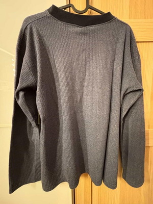 Pyjamas excellent condition, grey color