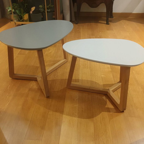Side tables like new, set of 2