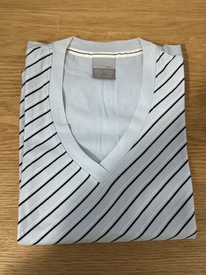 Nike sleeveless striped T-shirt with V-neck, like new, size S
