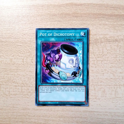 Yu-Gi-Oh! Pot of Dichotomy Spell Card near mint
