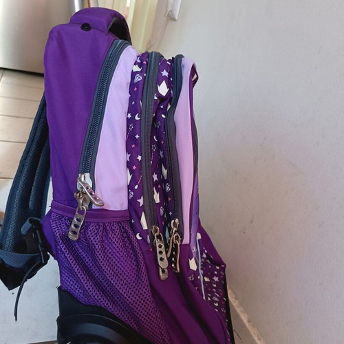Polo school backpack like new, wheeled with 4 compartments