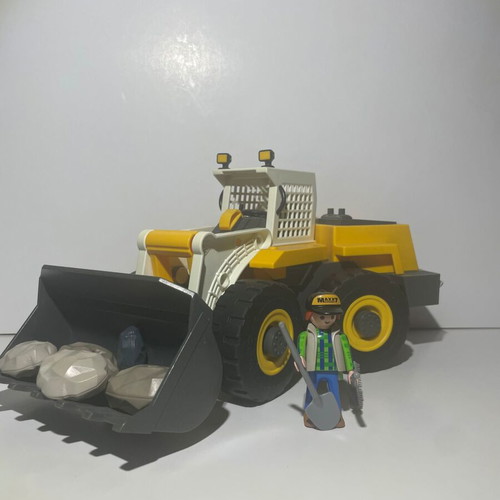 Playmobil 4038 Heavy Duty Front Loader like new