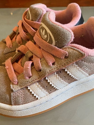 Adidas Ortholite kids shoes like new, suede with leather details