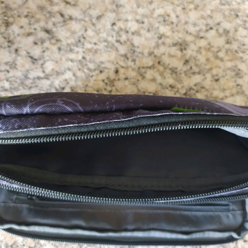 Polo pencil case used with missing elastic bands