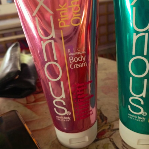 Set Body Cream Pink Orchid and Ginger Ylang Ylang used
