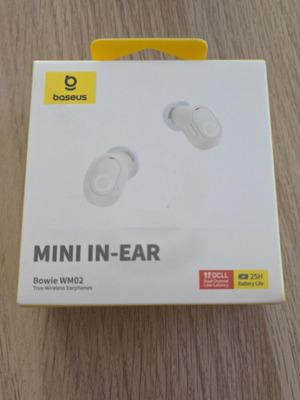 Baseus Bowie WM02 бели Bluetooth слушалки нови в кутия