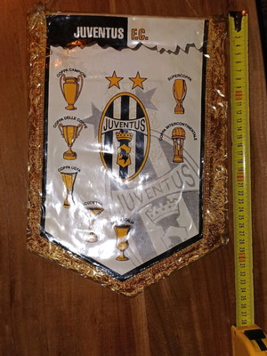 Juventus pennants new, set of 2 in plastic sleeves